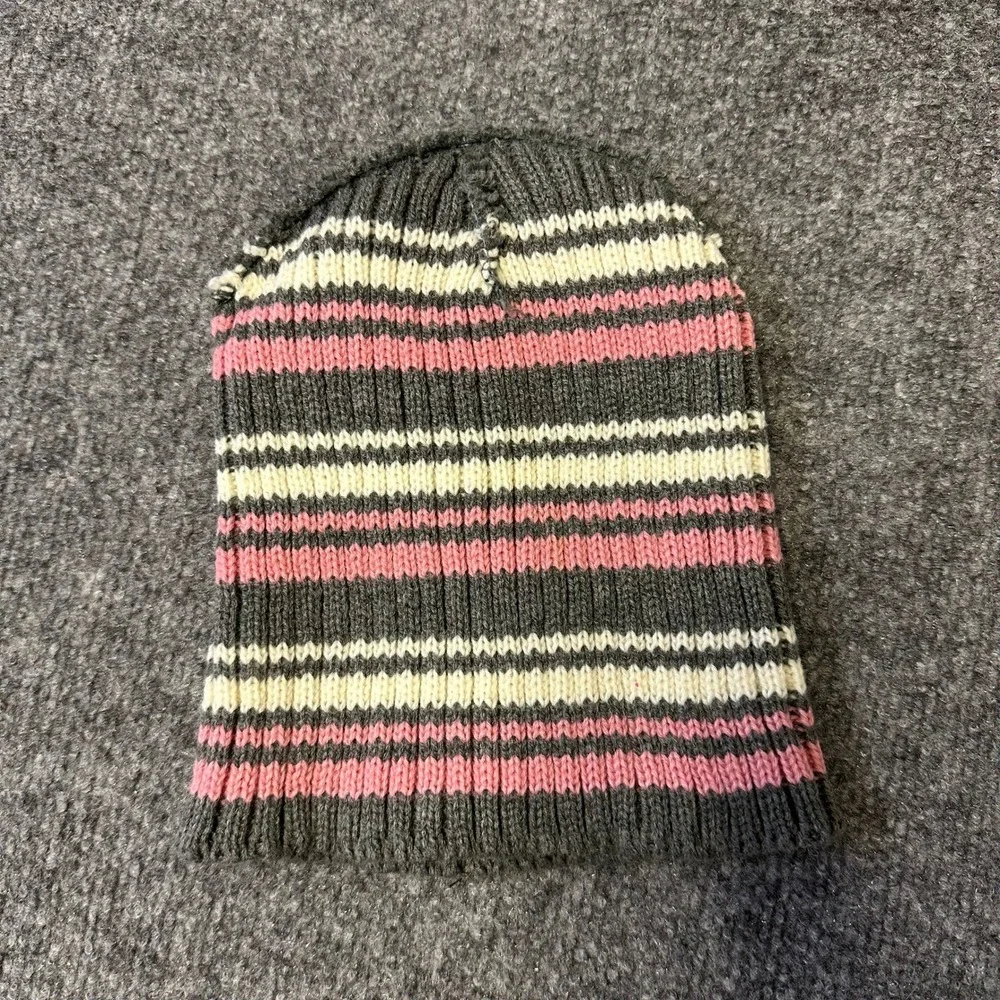 Gold Beanie Womens Size OS Gray Pink Striped Ribbed Knit Winter Hat Casual
